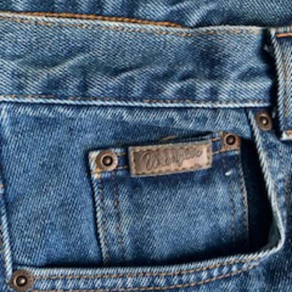 Wrangle Classic jeans with leather logo, 34x30 - Picture 2 of 12